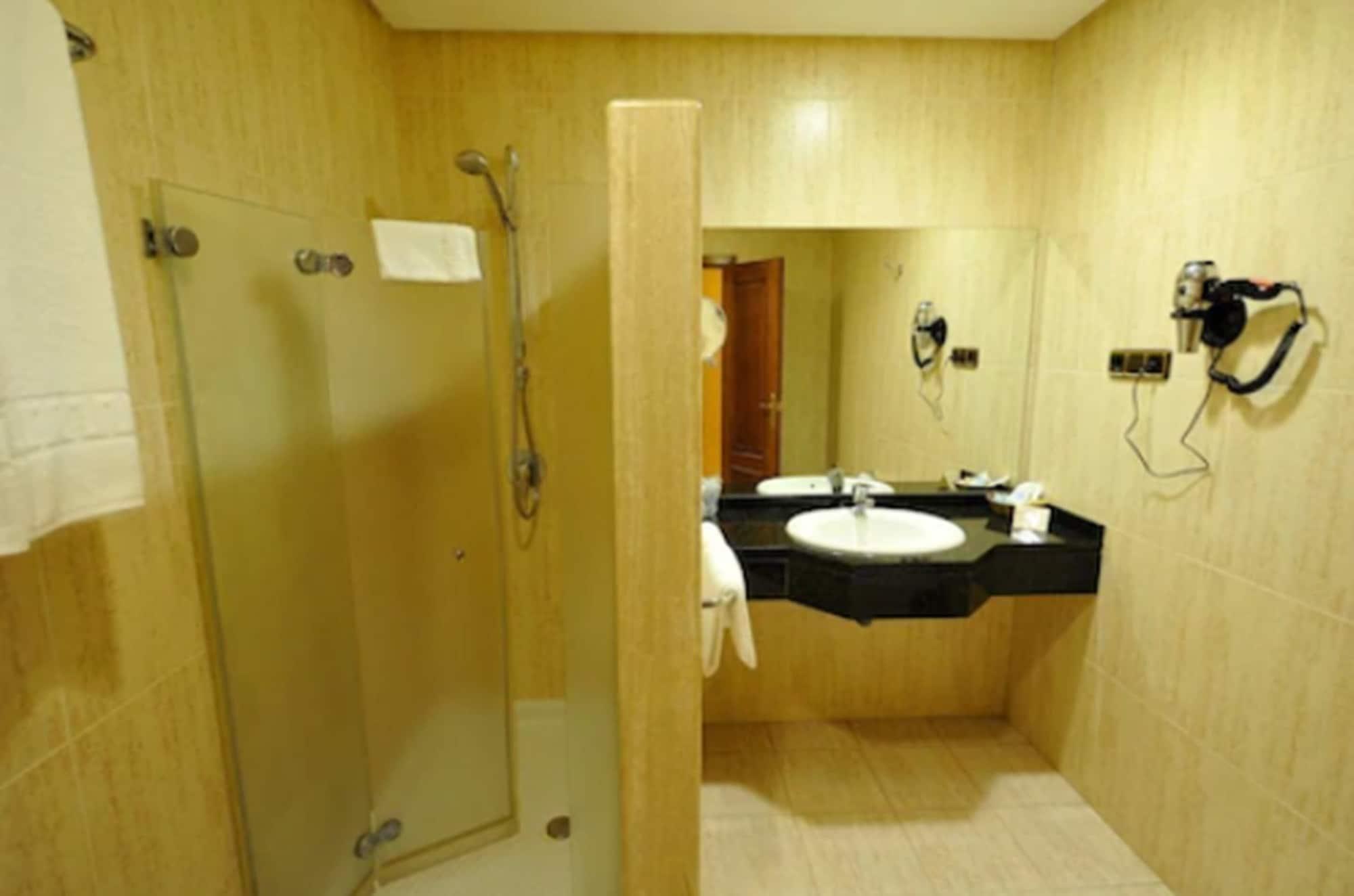 Hotel Lozano Antequera Luaran gambar