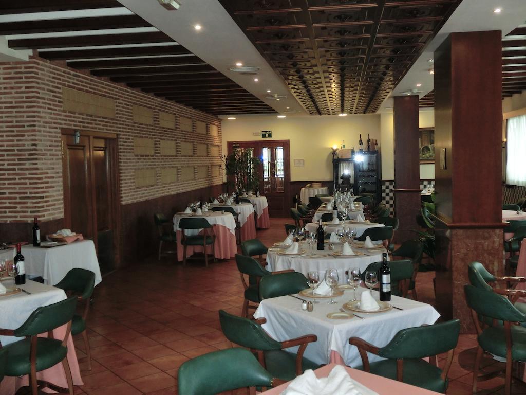 Hotel Lozano Antequera Luaran gambar