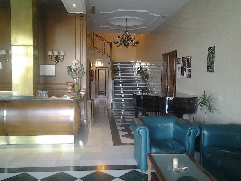 Hotel Lozano Antequera Luaran gambar